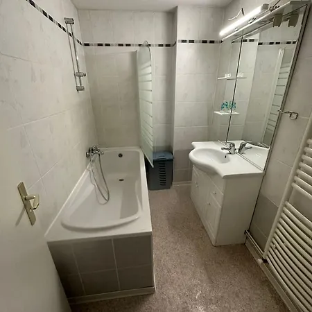 Appartement Joli 2 Face Gare